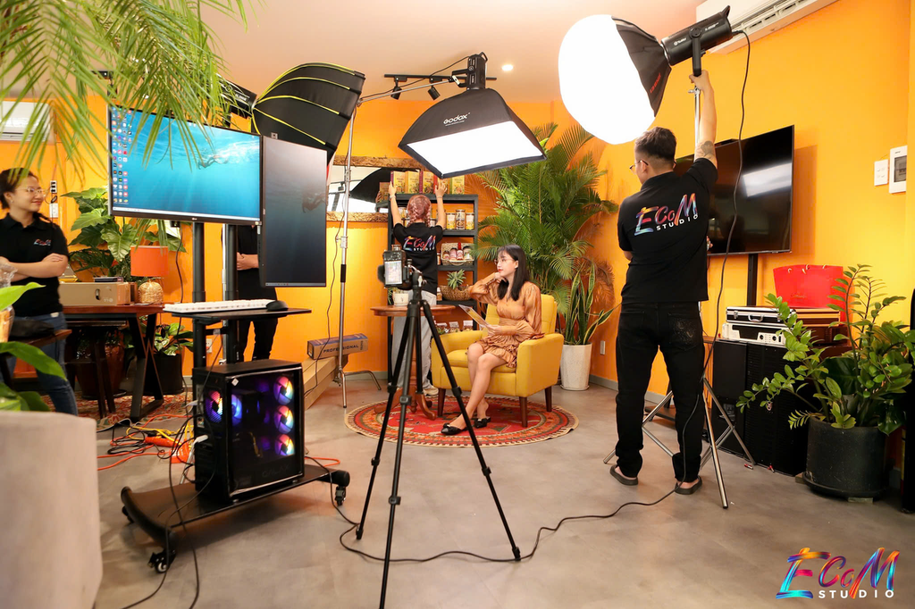 Công ty Truyền Thông Giải Trí Orion Star Media